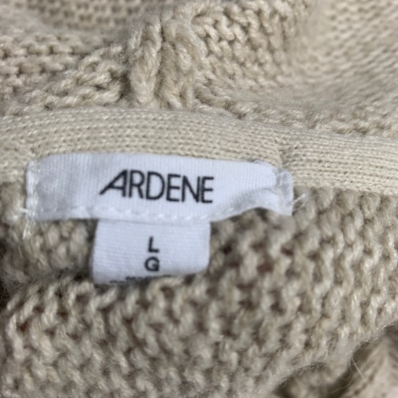 Ardene Beige Batwing Sleeve  Size L - Picture 12 of 12